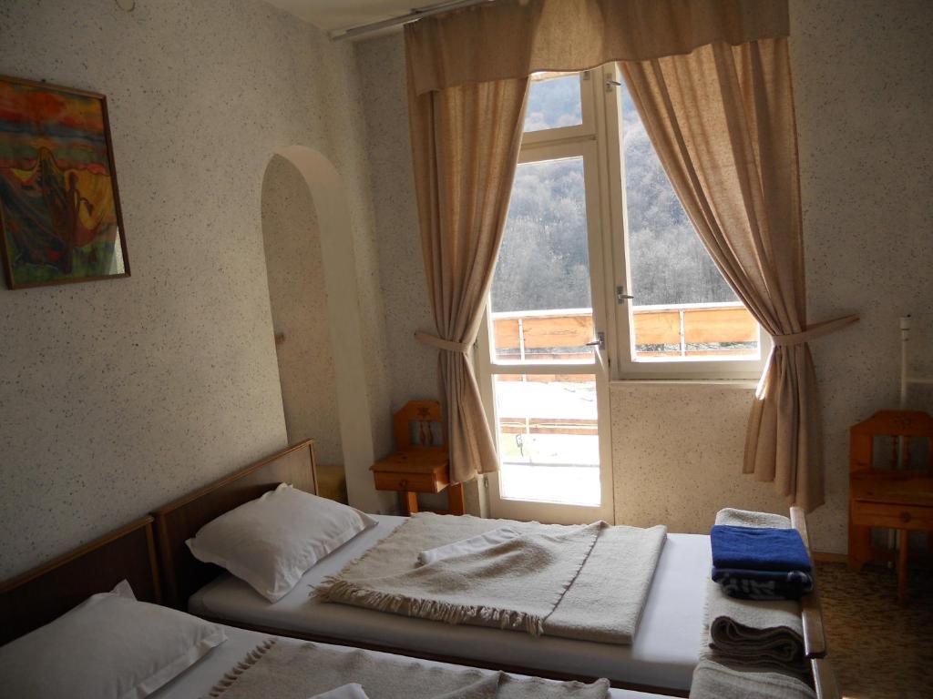 Ledenika Lodge Vratsa Rum bild