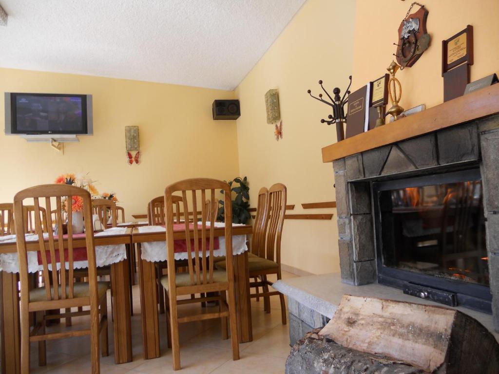 Ledenika Lodge Vratsa Exteriör bild