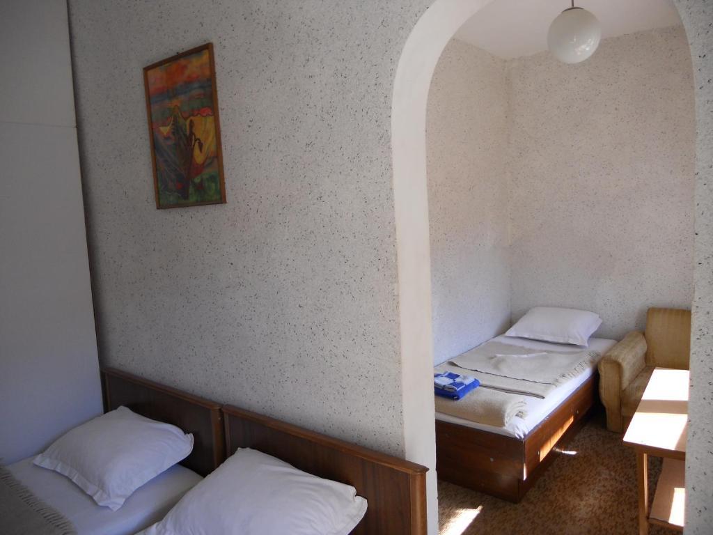 Ledenika Lodge Vratsa Rum bild